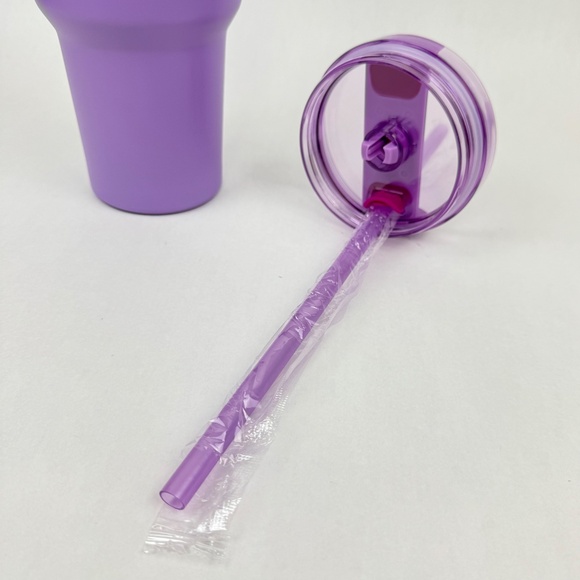 NEW Stanley x Olivia Rodrigo Collab Quencher H2.0 40oz Tumbler Lavender Stars - Picture 11 of 12